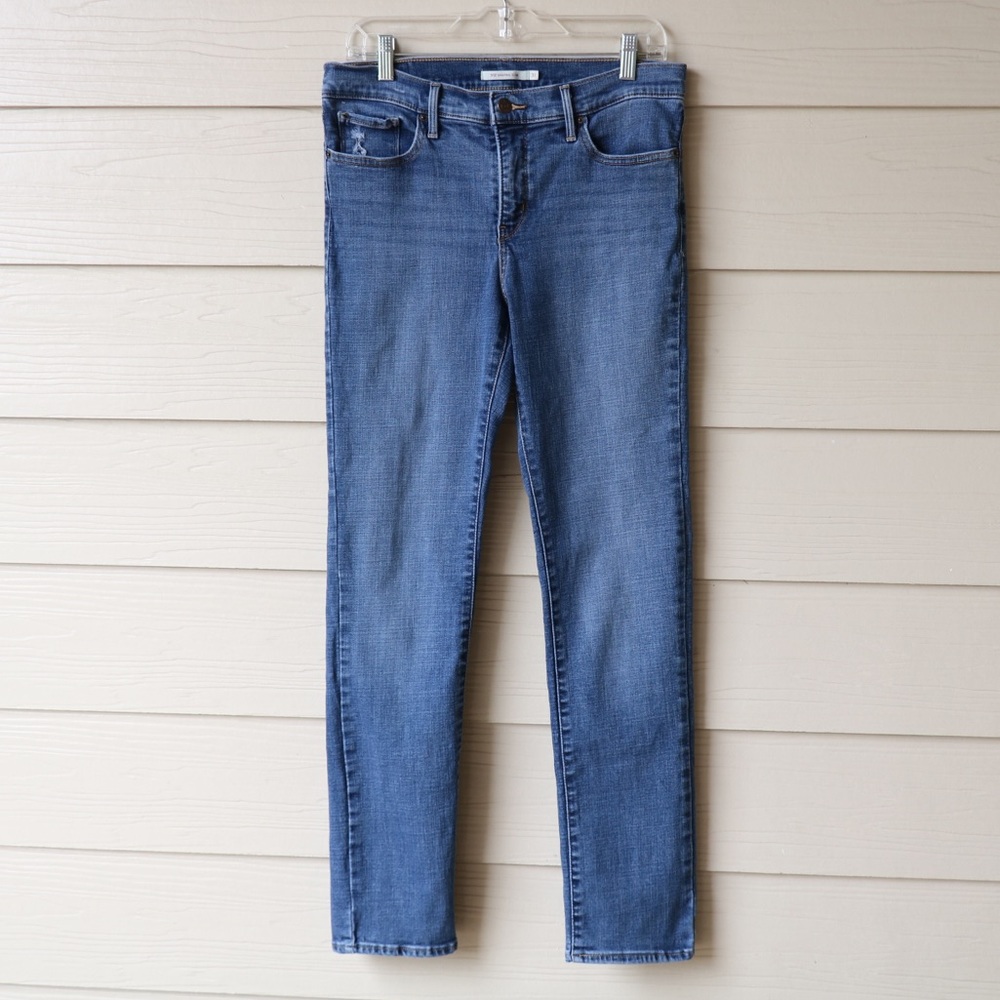 Levi’s Shaping Slim Size 31 Jeans